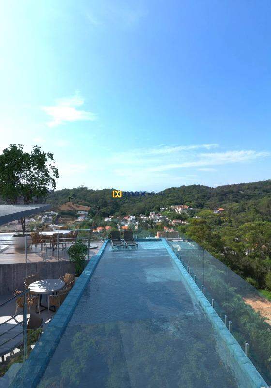 Apartamento à venda no Cabeçudas: Piscina
