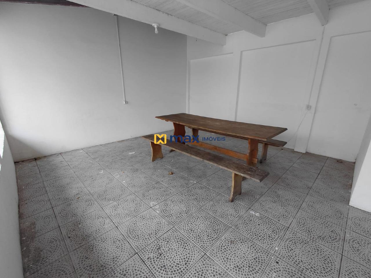 Casa para aluguel no Centro: 