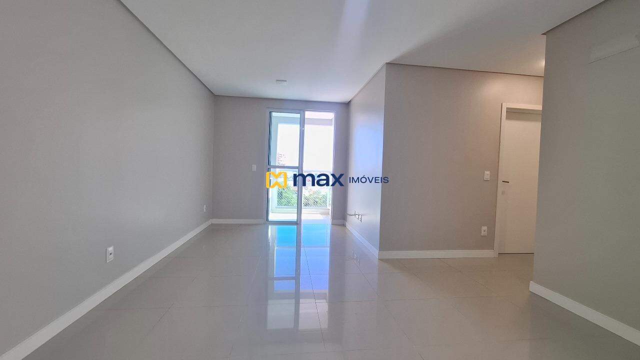 Apartamento à venda no São João: Living integrado