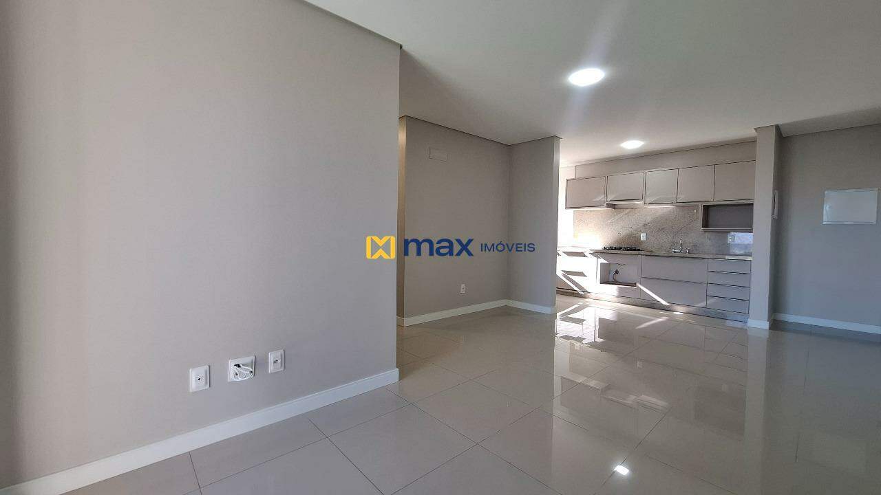 Apartamento à venda no São João: Living integrado