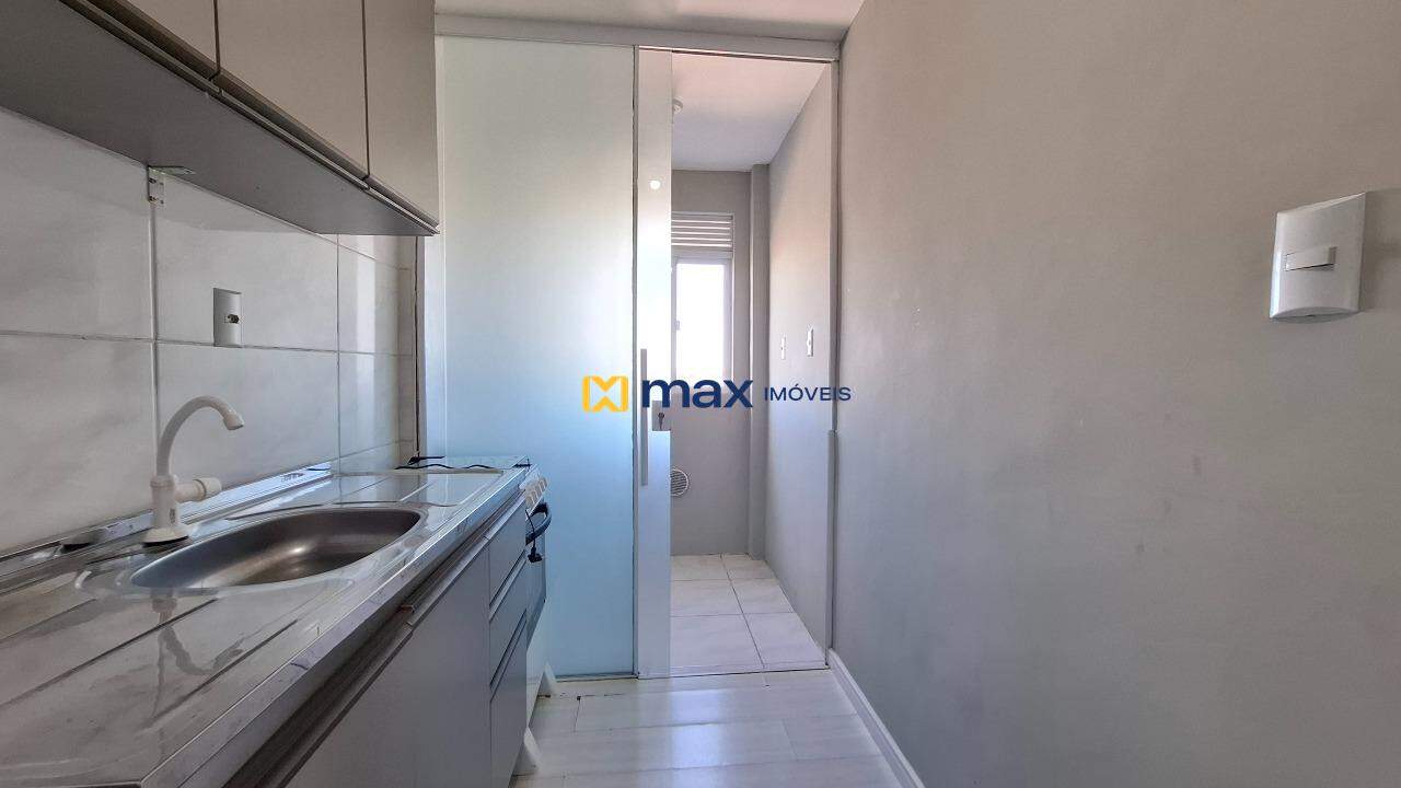 Apartamento à venda no Cordeiros: Cozinha