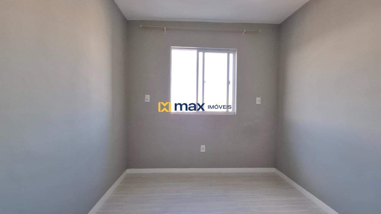 Apartamento à venda no Cordeiros: Dormitório