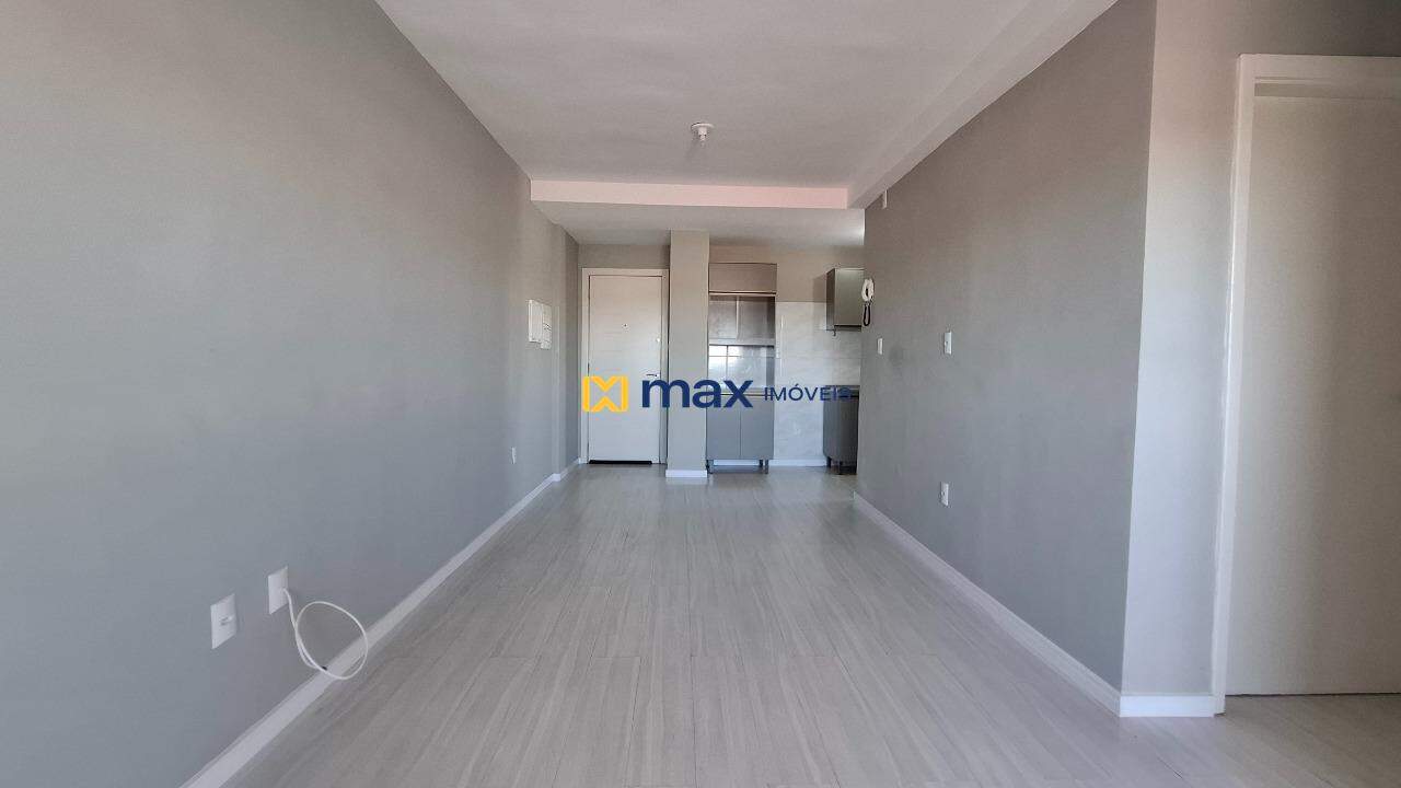 Apartamento à venda no Cordeiros: Living integrado