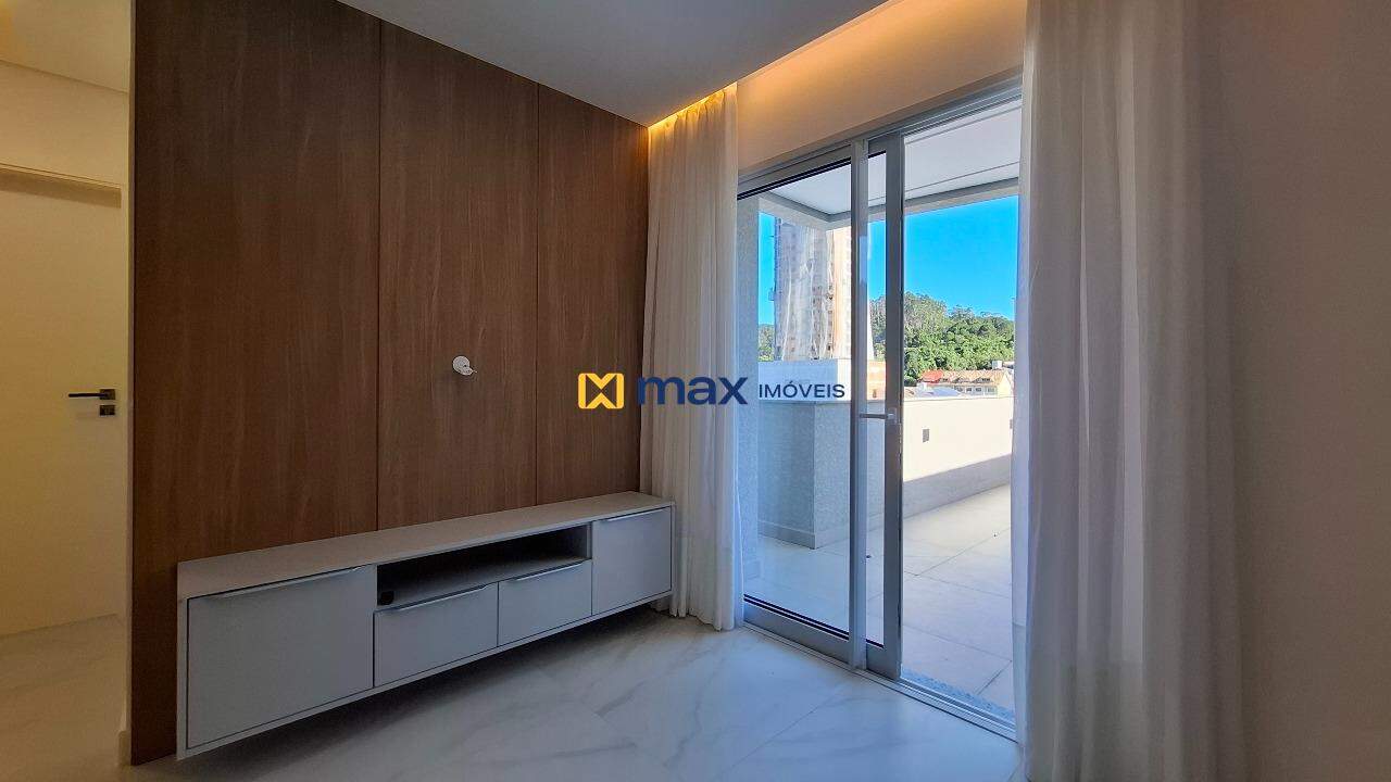 Apartamento à venda no Fazendinha: Living integrado