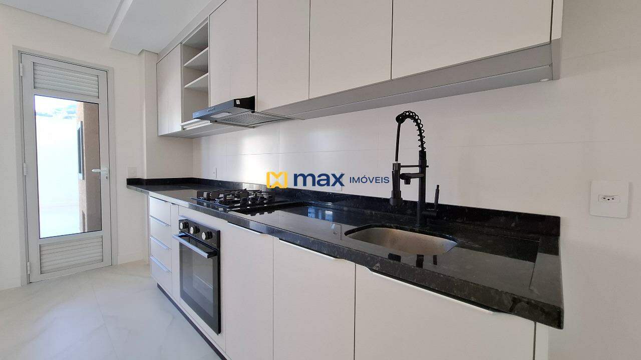 Apartamento à venda no Fazendinha: Cozinha