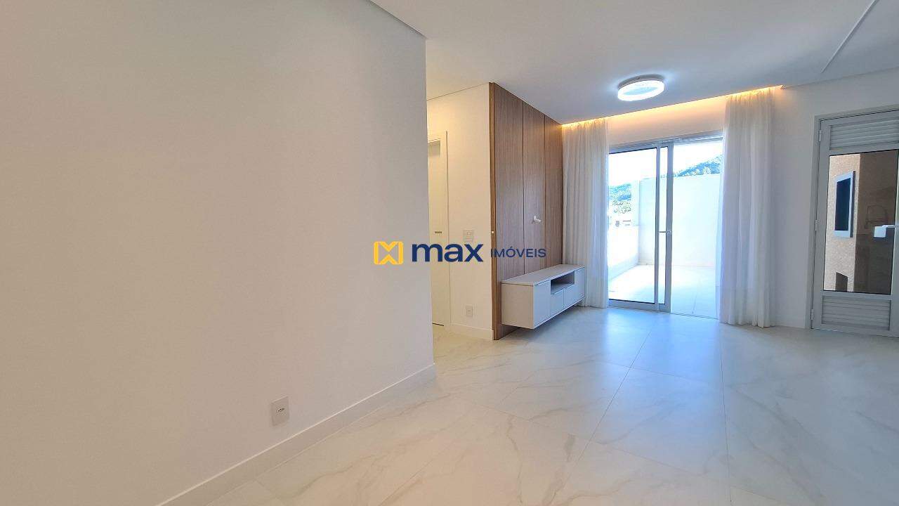 Apartamento à venda no Fazendinha: Living integrado