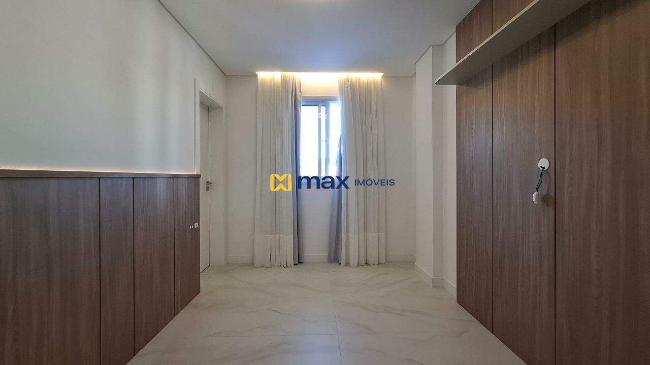 Apartamento à venda no Fazendinha: Suíte