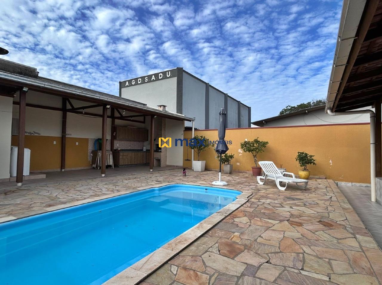 Casa à venda no São Domingos: Piscina