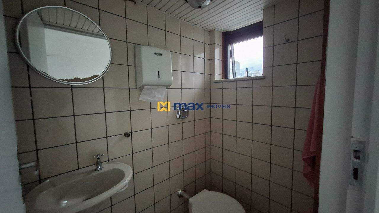 Sala para aluguel no Centro: Banheiro Sala 3