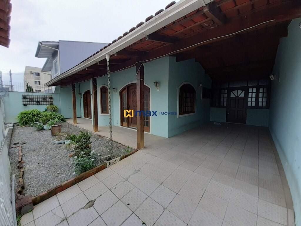Casa à venda no Fazenda: Área Externa Frontal