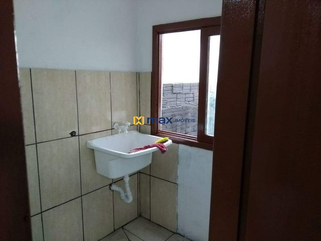 Casa à venda no Centro: LAVANDERIA