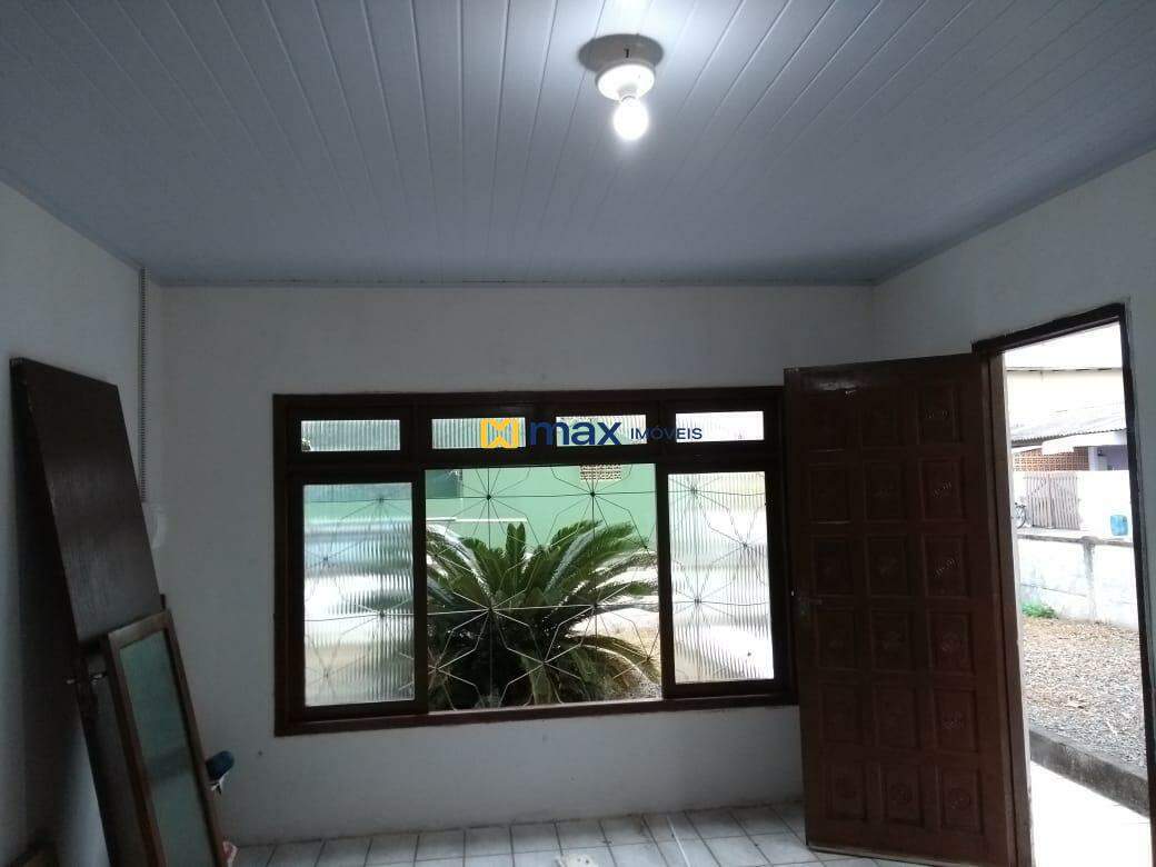 Casa à venda no Centro: SALA
