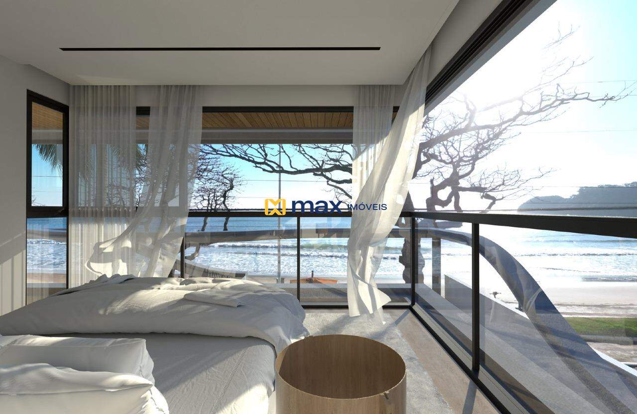 Cobertura à venda no Cabeçudas: Sacada