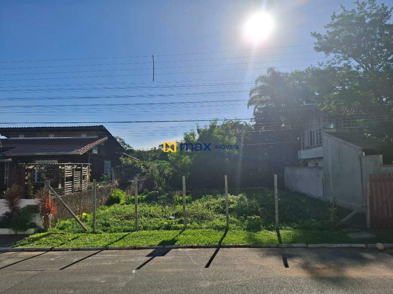 Terreno à venda no Jardim Iate Clube: 