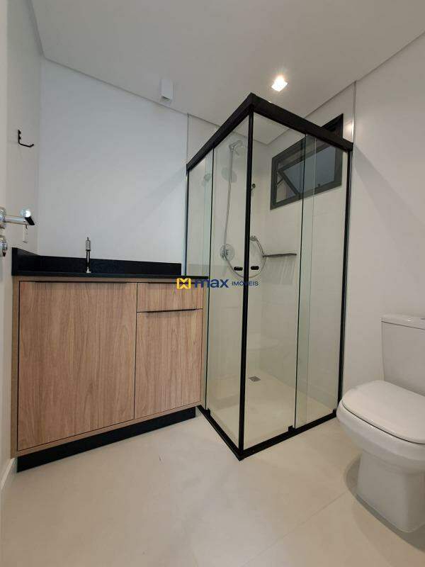 Apartamento para aluguel no Gravatá: Banheiro da suite