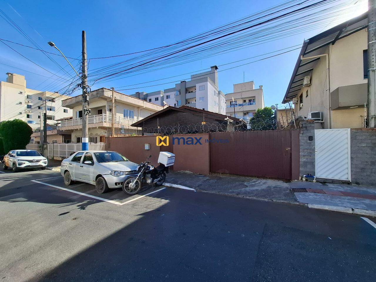 Terreno à venda no Vila Real: 