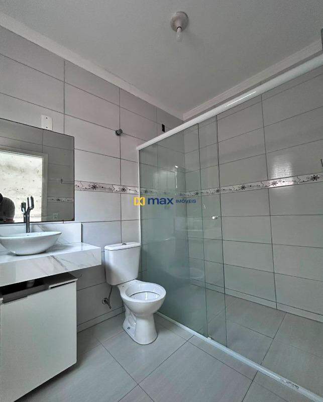 Casa à venda no Centro: Banheiro Suíte 2