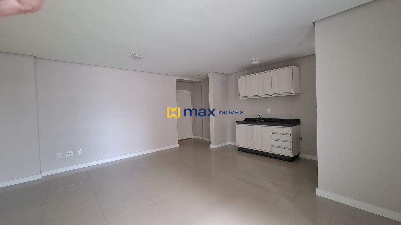Apartamento para aluguel no São João: Sala de Estar e Jantar