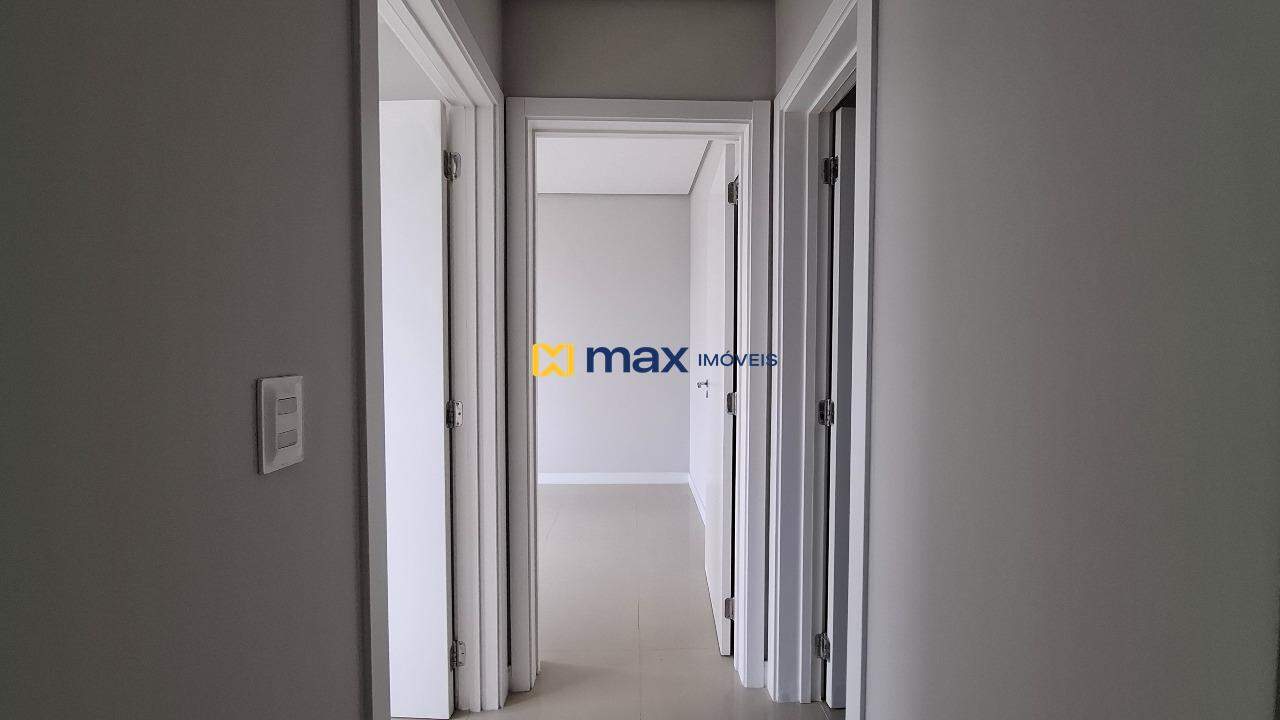Apartamento para aluguel no São João: Corredor