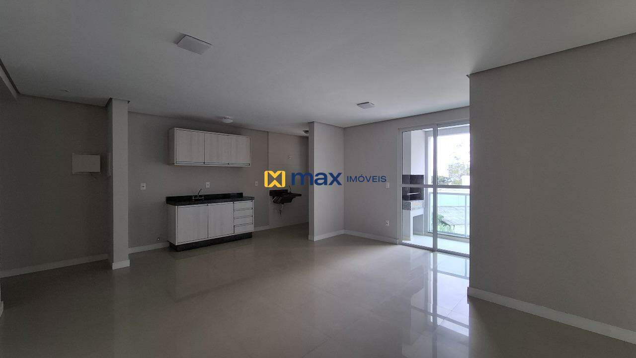 Apartamento para aluguel no São João: Sala de Estar e Jantar