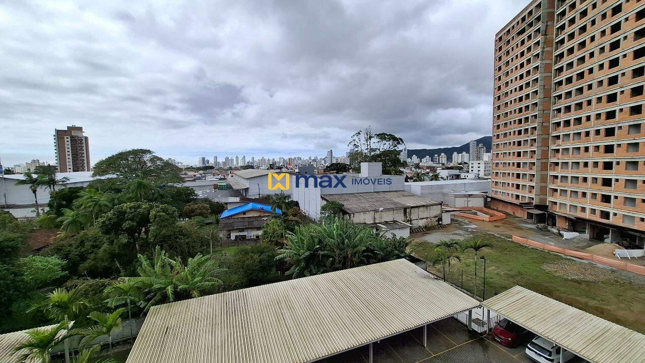 Apartamento para aluguel no São João: Vista Sacada