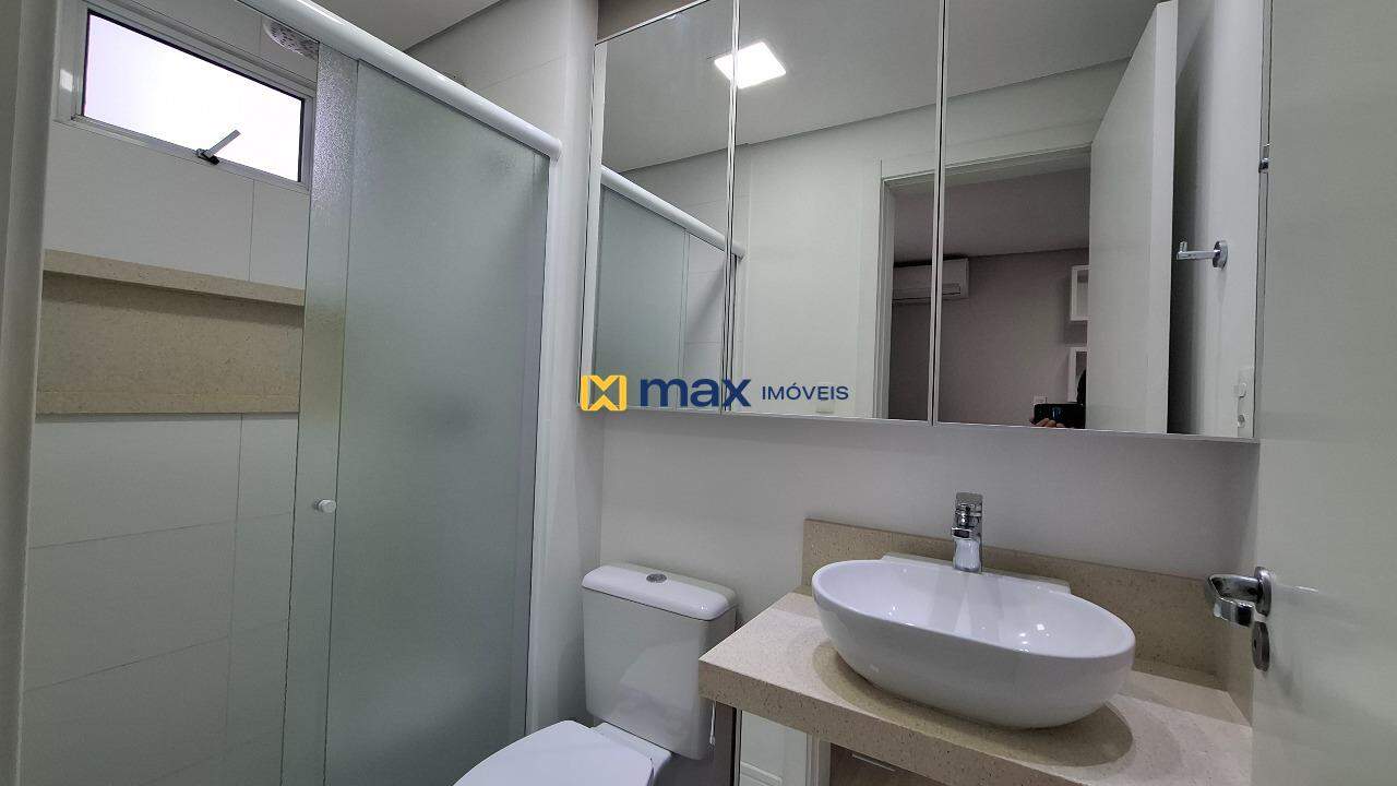 Apartamento para aluguel no São João: Banheiro Suíte 1
