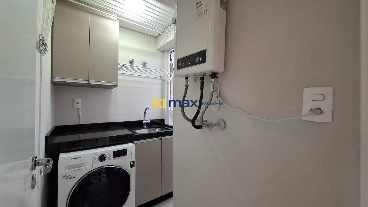 Apartamento para aluguel no São João: Lavanderia