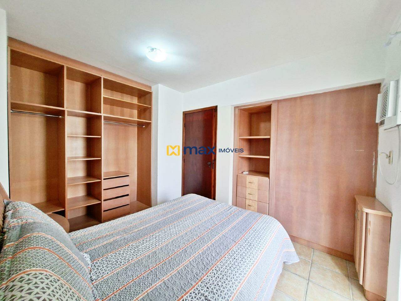 Apartamento para aluguel no Centro: Demi suíte 1