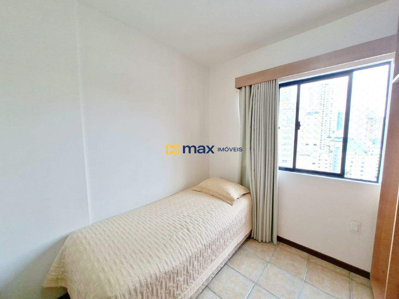 Apartamento para aluguel no Centro: Demi suíte 2