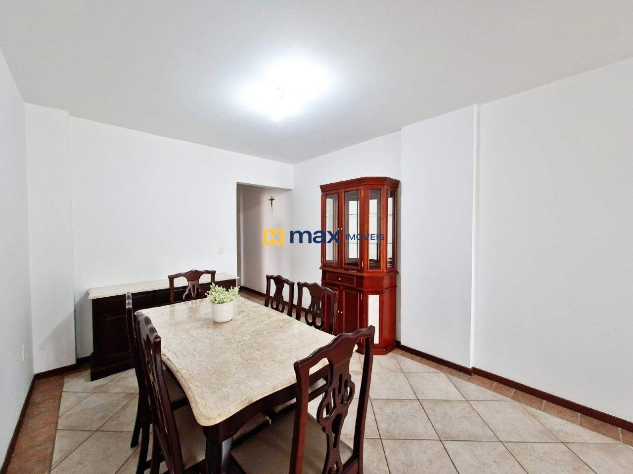Apartamento para aluguel no Centro: Sala
