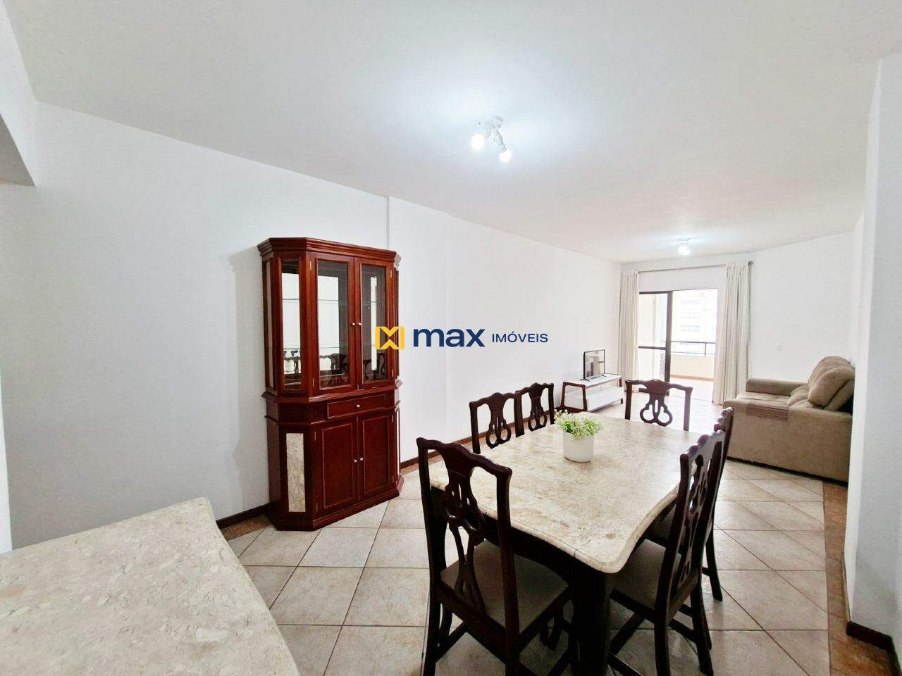 Apartamento para aluguel no Centro: Sala