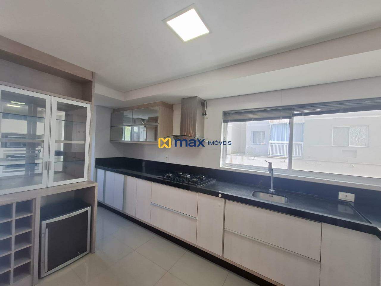 Apartamento para aluguel no Ressacada: Cozinha