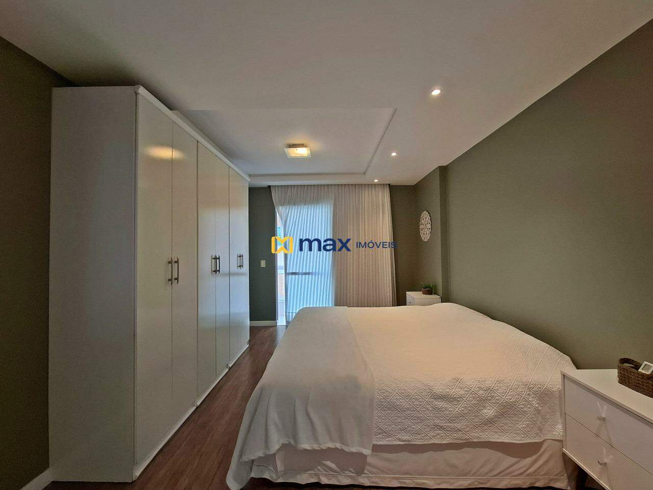 Apartamento à venda no Centro: suíte 1