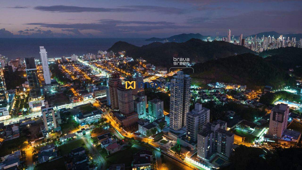 Apartamento à venda no Praia Brava de Itajaí: Localização
