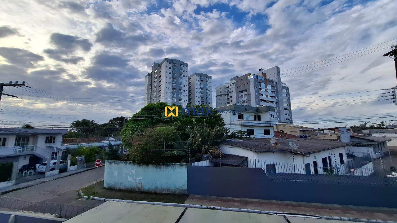 Casa à venda no São João: Vista