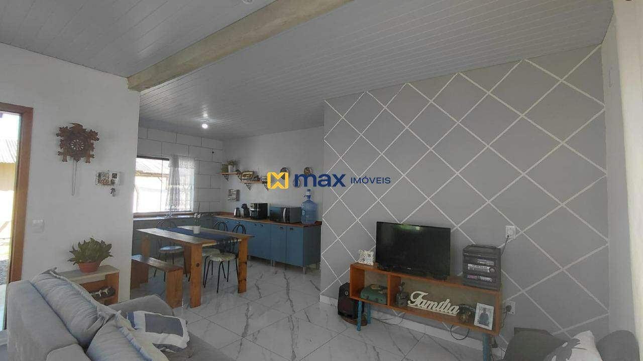 Casa à venda no Meia Praia: LIVING INTEGRADO