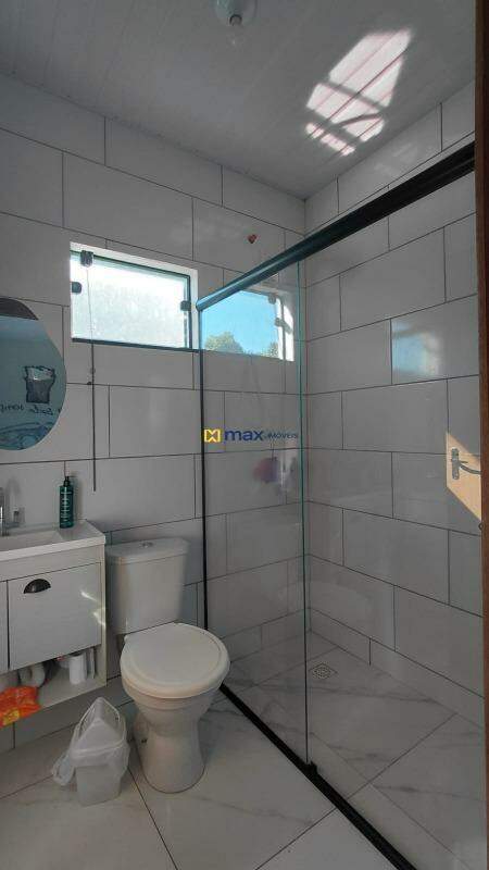 Casa à venda no Meia Praia: BANHEIRO SUITE