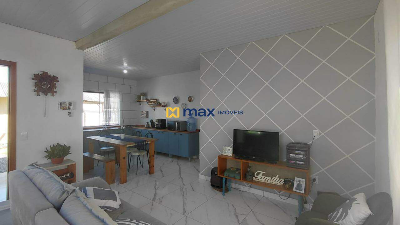 Casa à venda no Meia Praia: 
