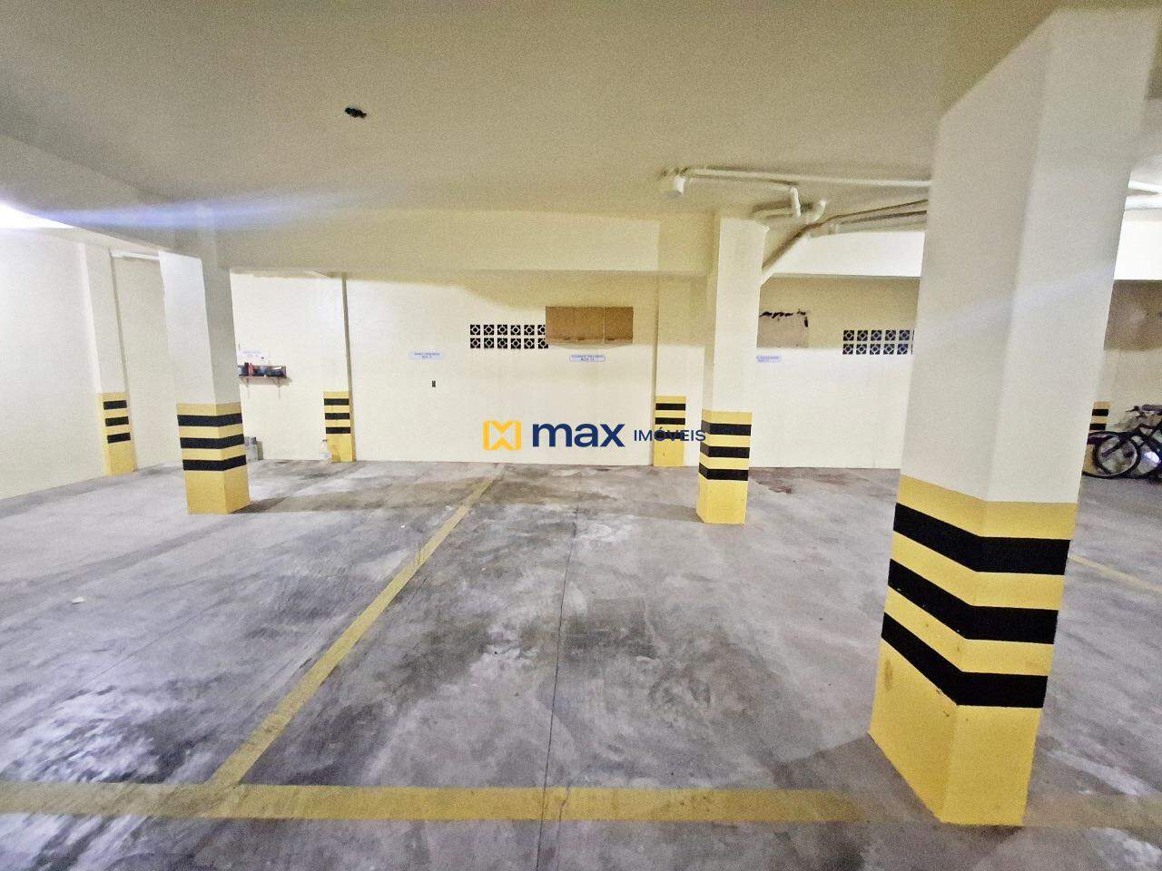 Apartamento para aluguel no Centro: Garagem