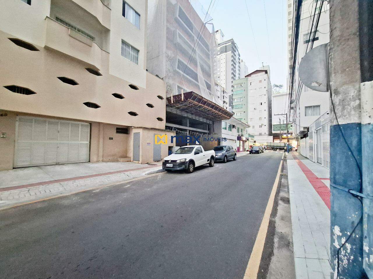 Apartamento para aluguel no Centro: Acesso Garagem