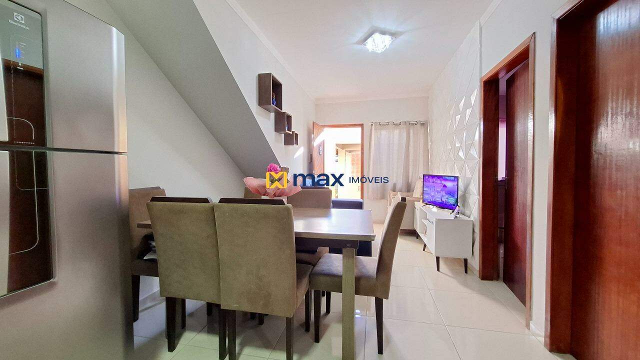 Apartamento à venda no Espinheiros: Living integrado
