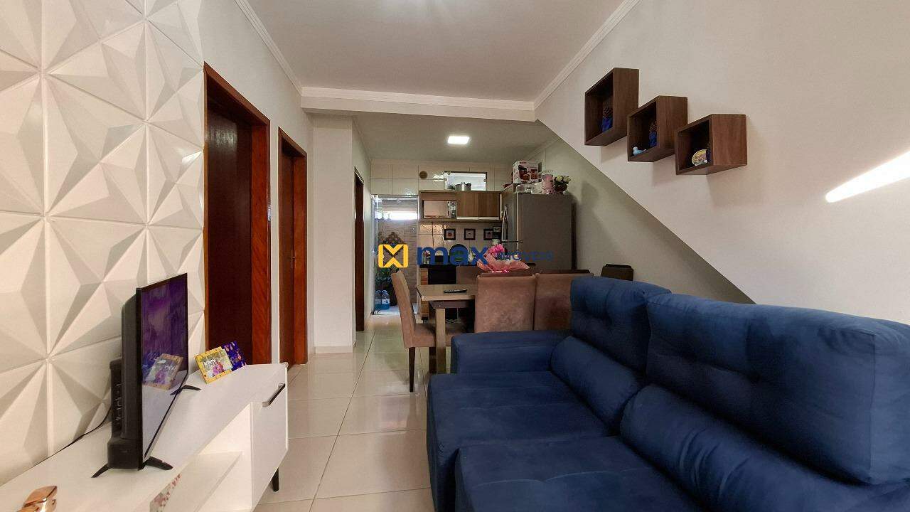 Apartamento à venda no Espinheiros: Living integrado