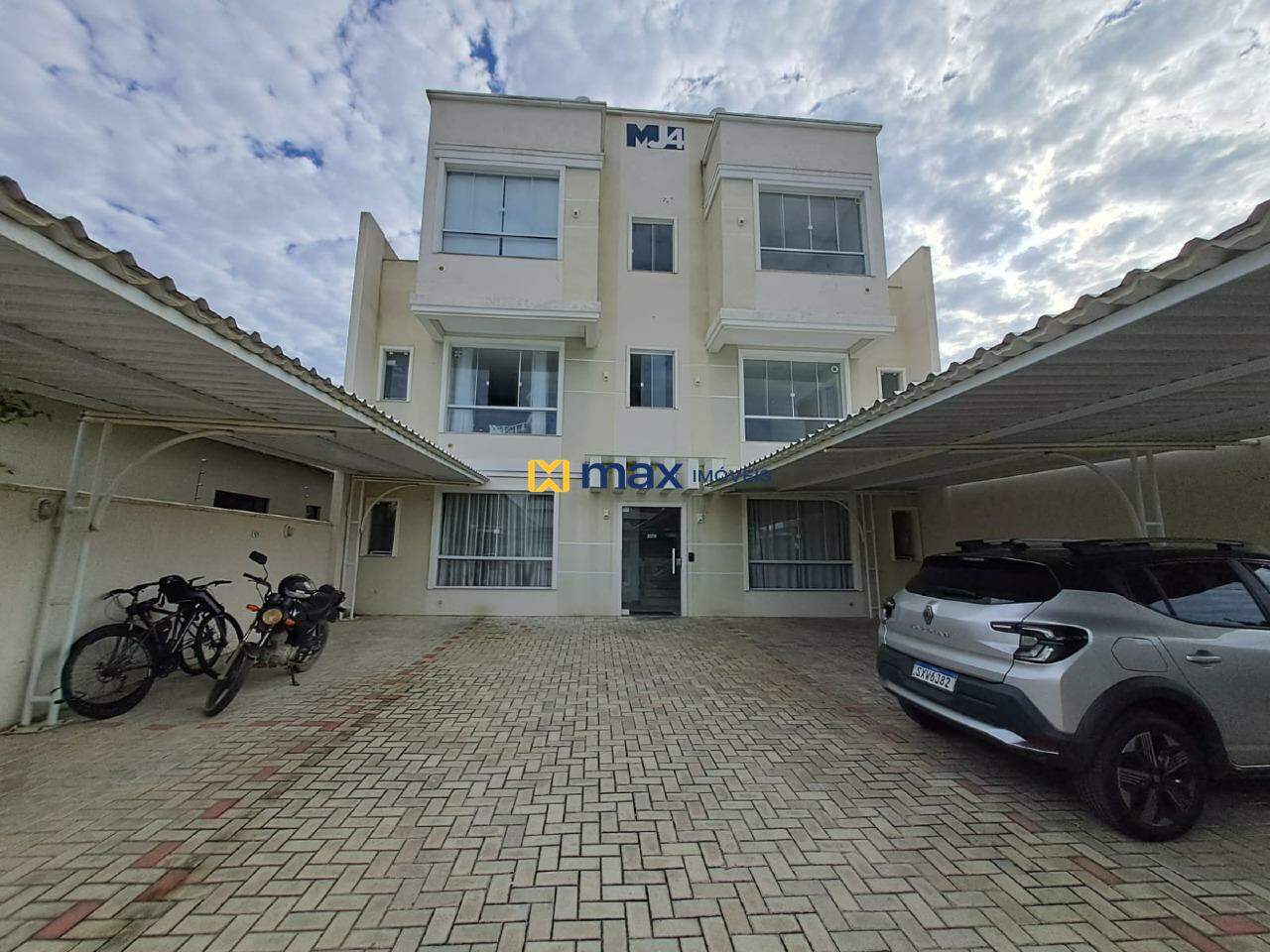 Apartamento para aluguel no Gravatá: Fachada interna