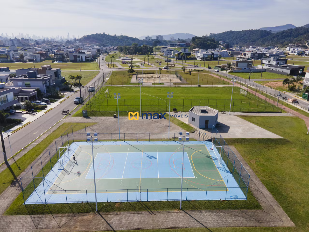 Terreno em condomínio à venda no Santa Regina: Quadra de esportes