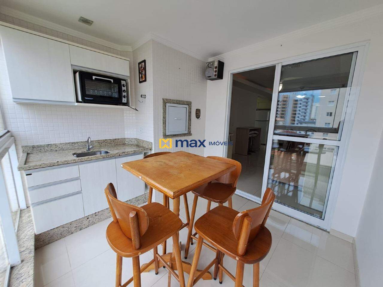 Apartamento para aluguel no Gravatá: Sacada