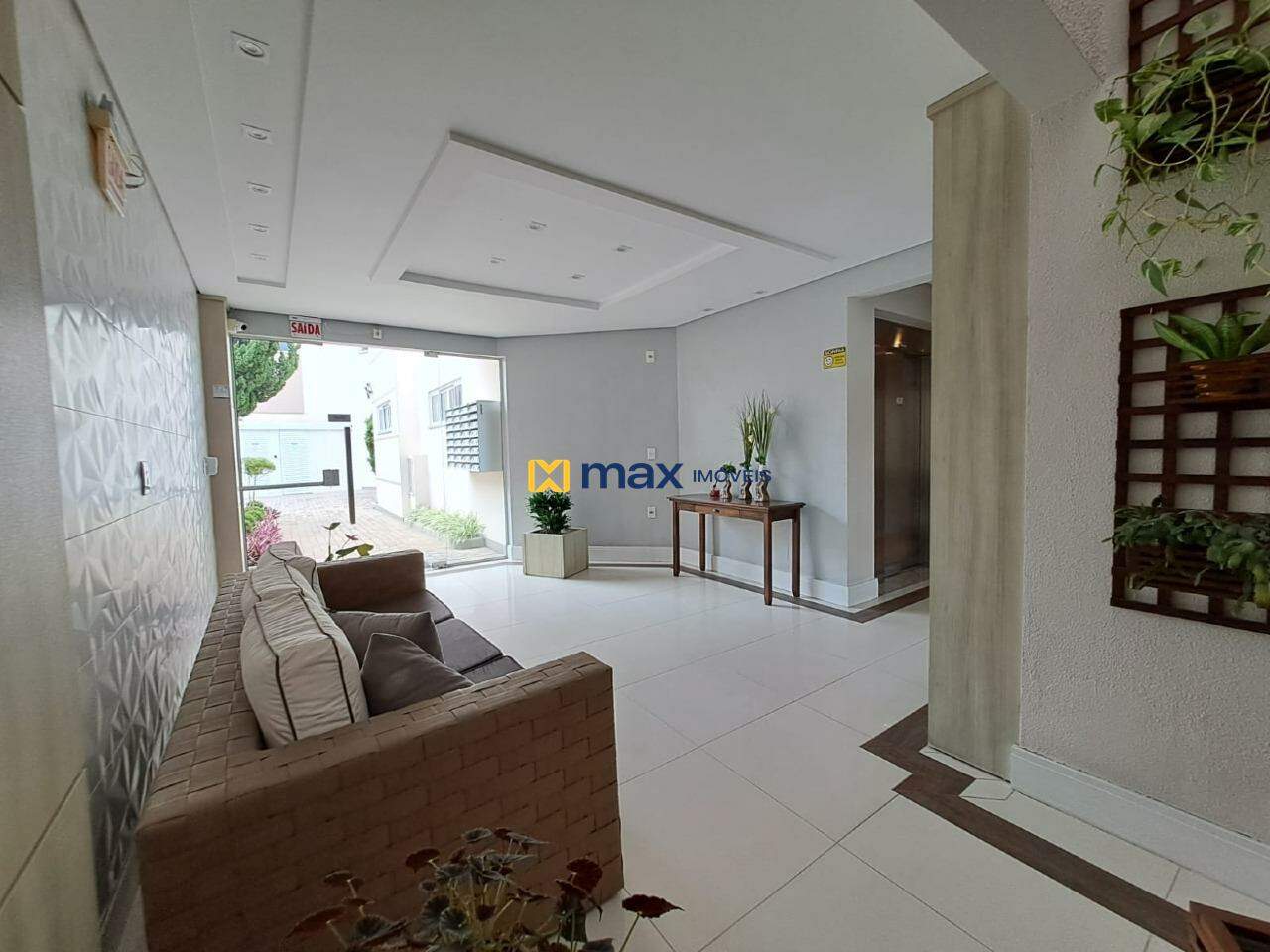 Apartamento para aluguel no Gravatá: Hall de entrada