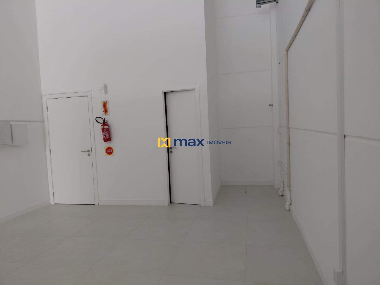 Sala para aluguel no Centro: