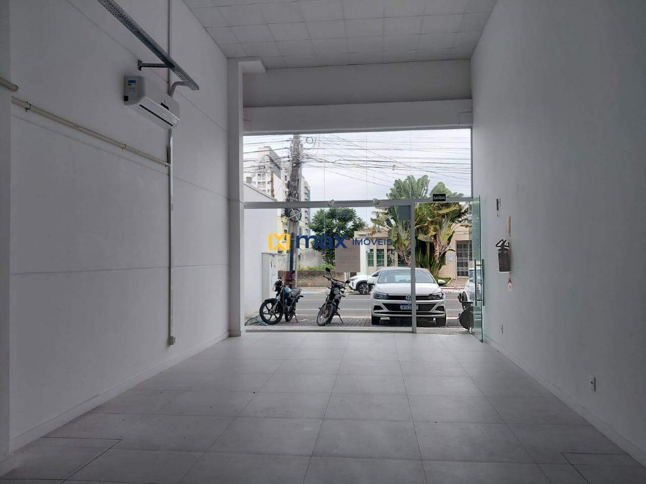 Sala para aluguel no Centro: