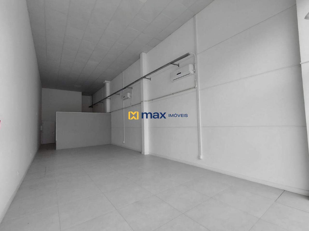Sala para aluguel no Centro: