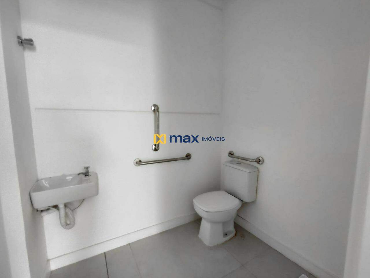 Sala para aluguel no Centro: